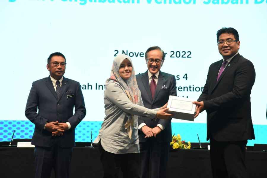 Petronas Dan Kumpulan Yayasan Sabah Memeterai Kerjasama Dalam Program