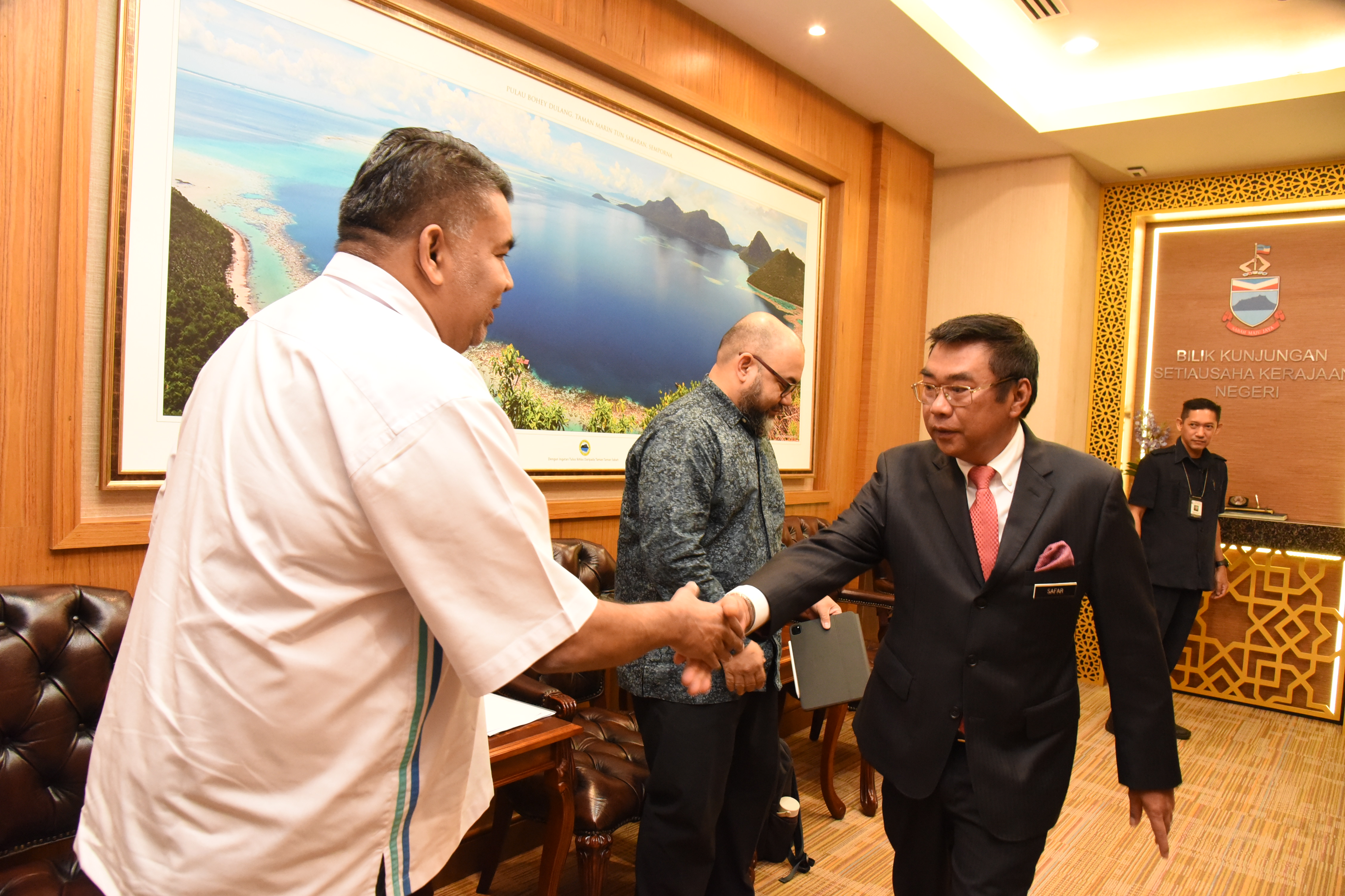  Kunjungan Hormat Ketua Pegawai Eksekutif MRANTI Corporation ke Pejabat YB Setiausaha Kerajaan Negeri Sabah