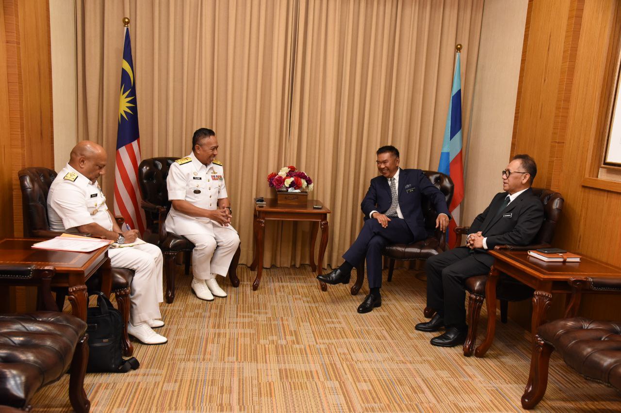 Kunjungan Hormat Panglima Wilayah Laut 2 kepada YB Setiausaha Kerajaan Negeri Sabah