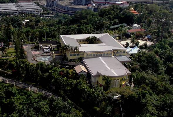 Istana Negeri Sabah kini dikenali Istana Seri Kinabalu